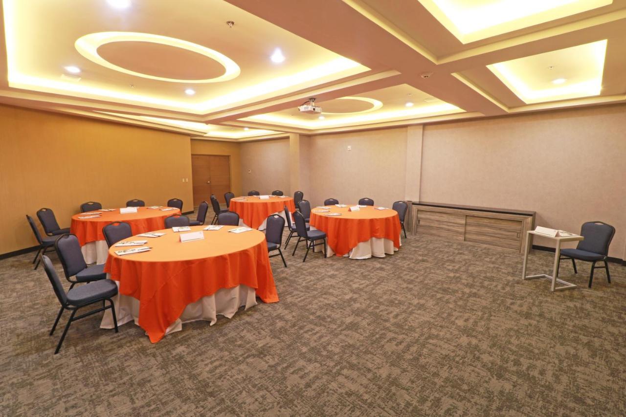 Holiday Inn - Ciudad Juarez By Ihg Ngoại thất bức ảnh